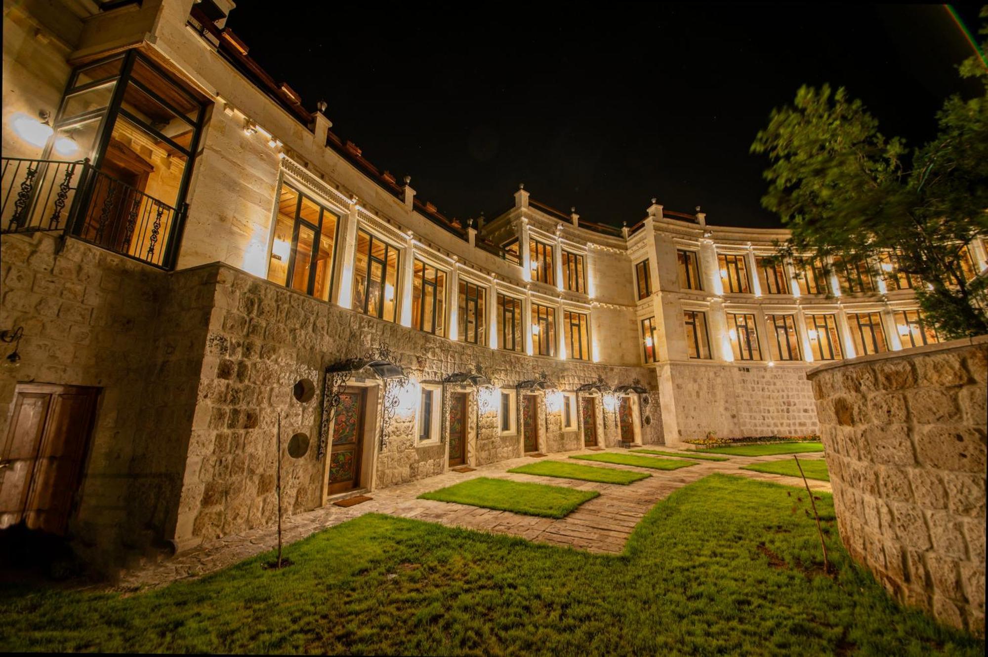 Bed and Breakfast Sobek Stone House Cappadocia Nevşehir Exterior foto